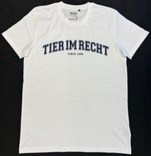 Laden Sie das Bild in den Galerie-Viewer, Herren-T-Shirt &quot;Tier im Recht&quot;